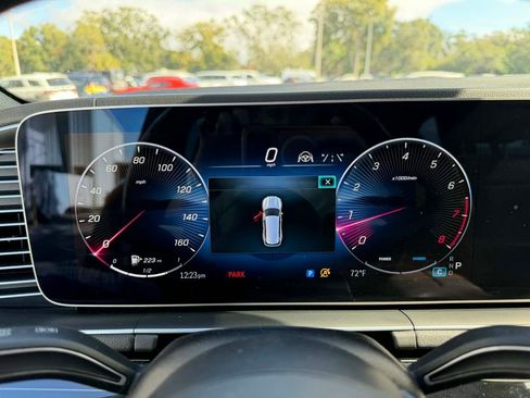Used 2024 Mercedes-Benz GLS 580 4MATIC image 20