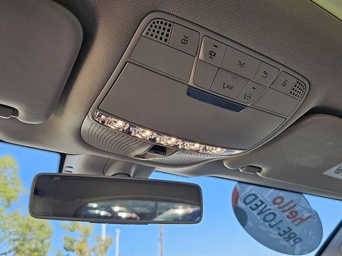 Used 2020 Mercedes-Benz GLC 300 image 28