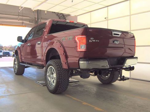 Used 2017 Ford F150 XLT image 5