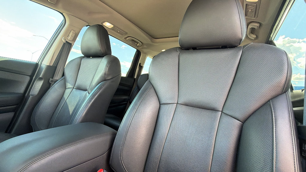Used 2025 Subaru Ascent Bronze Edition AWD/4WD image 11