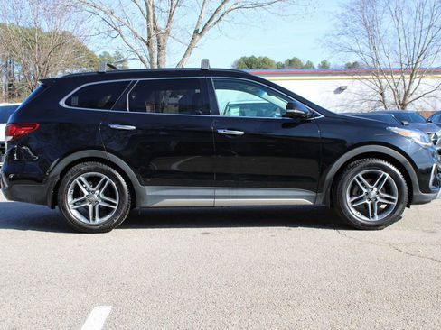 Used 2019 Hyundai Santa Fe XL image 5