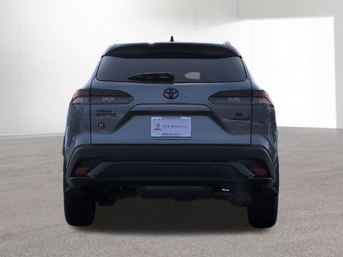 Certified 2026 Toyota Corolla Cross SE image 6