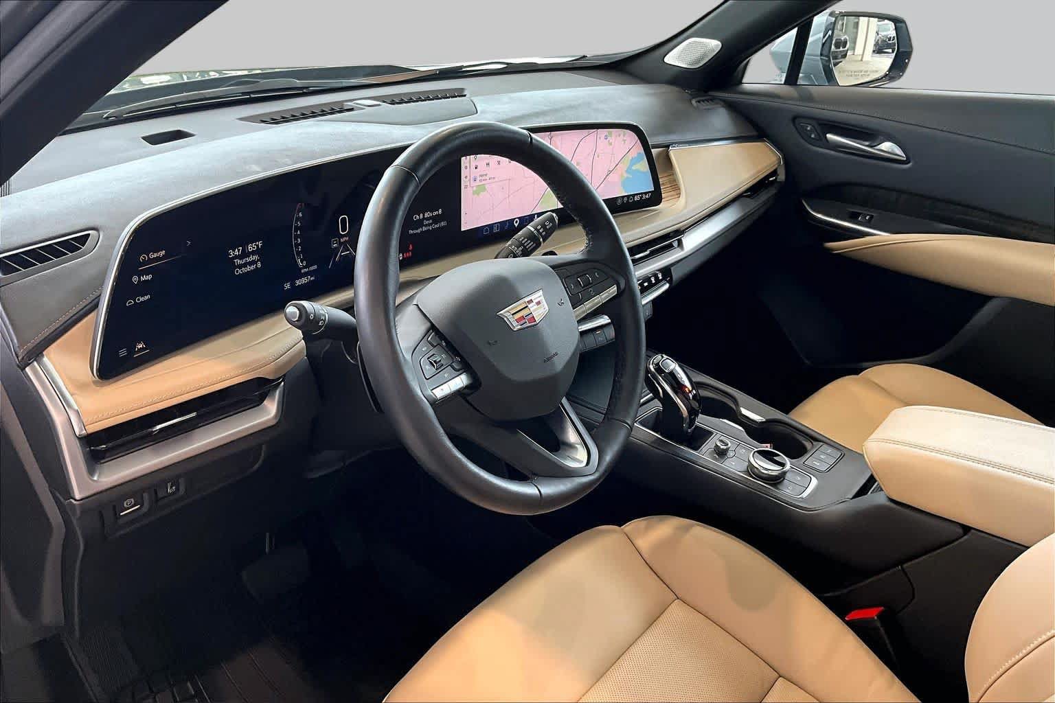 Used 2024 Cadillac XT4 Premium Luxury FWD image 19