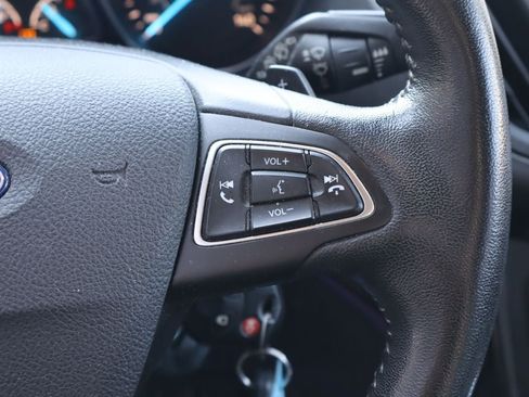Used 2018 Ford Escape SE w/ SE Sport Appearance Package AWD/4WD image 13
