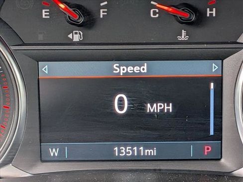 Used 2025 Chevrolet Blazer LT image 9