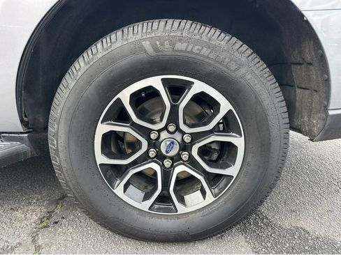 Certified 2022 Ford Expedition XLT image 38