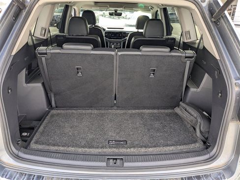 Used 2023 Volkswagen Atlas SE w/ Panoramic Sunroof Package image 13