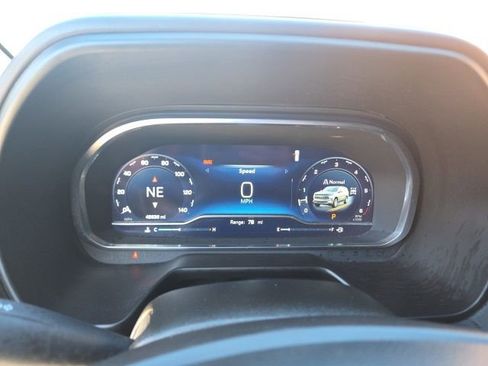 Certified 2023 Chevrolet Suburban Premier AWD/4WD image 12
