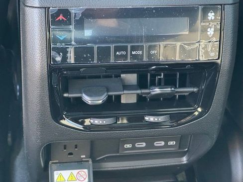 New 2026 Jeep Grand Cherokee L Limited AWD/4WD image 33