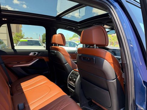 Used 2022 BMW X5 sDrive40i w/ M Sport Package RWD image 22