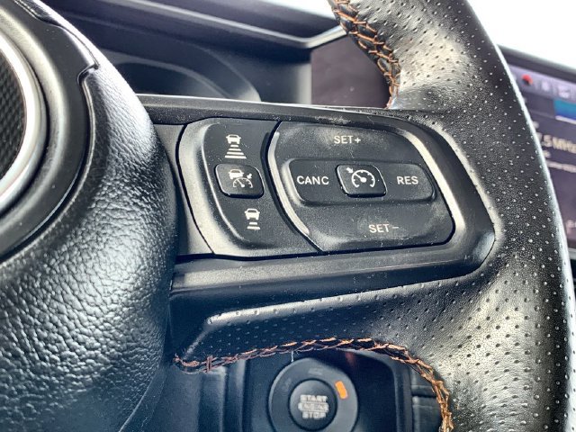 Used 2024 Jeep Gladiator Mojave w/ Safety Group AWD/4WD image 23
