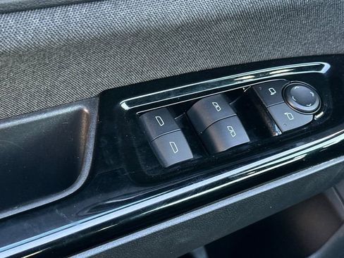 Certified 2024 Honda Prologue EX image 12