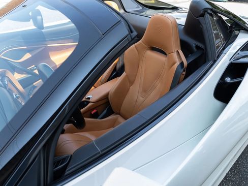 Used 2020 McLaren 720S Luxury image 51