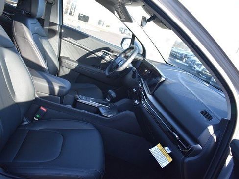 New 2026 Kia Sportage EX image 14