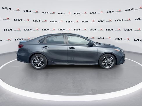 Used 2024 Kia Forte GT-Line FWD image 9