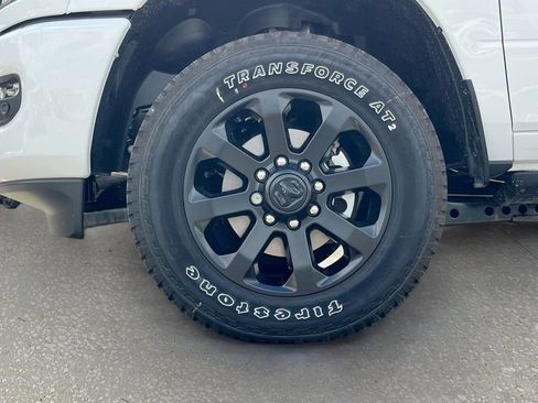 New 2026 RAM 2500 Laramie AWD/4WD image 32