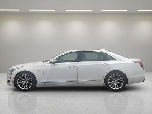 Used 2017 Cadillac CT6 Luxury AWD/4WD image 3