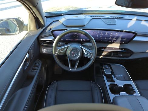 Used 2025 Buick Enclave Preferred image 12