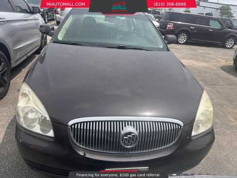Used 2007 Buick Lucerne CXL w/ Luxury Package FWD image 2