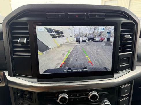 Used 2022 Ford F150 Lariat image 17