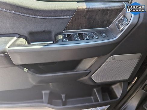 Used 2024 Ford F250 Lariat w/ Black Appearance Package image 31