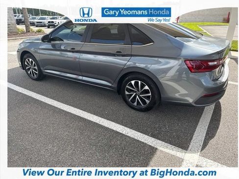 Used 2025 Volkswagen Jetta S FWD image 4