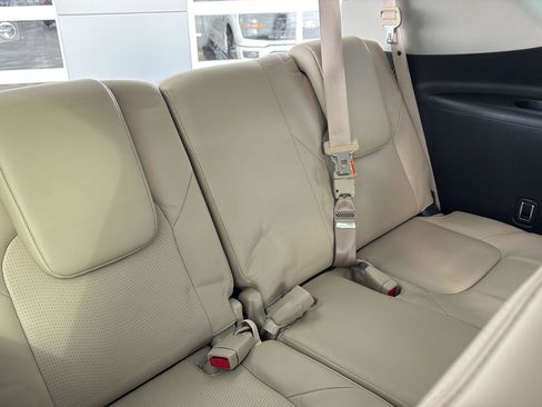 Used 2019 Nissan Armada SL w/ Premium Package image 21