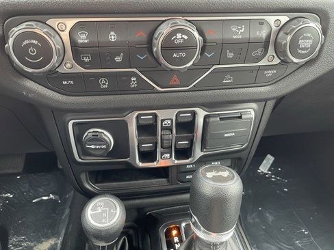 New 2025 Jeep Wrangler Sport S image 15