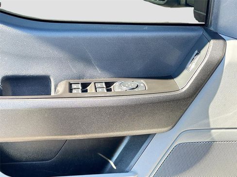 Used 2023 Ford F250 XL w/ FX4 Off-Road Package image 18