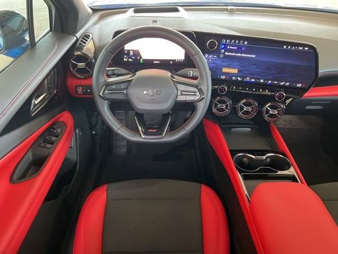 New 2025 Chevrolet Blazer EV RS image 10