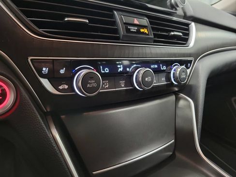 Used 2021 Honda Accord Touring image 21