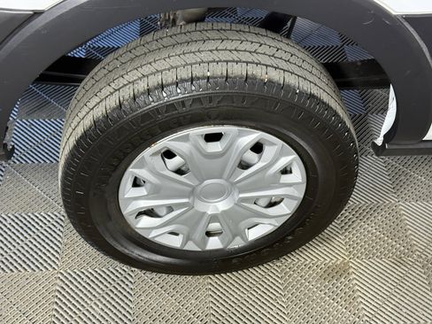 Used 2020 Ford Transit 250 Base image 25