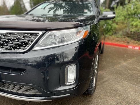 Used 2014 Kia Sorento SX w/ 3rd Row Package image 11