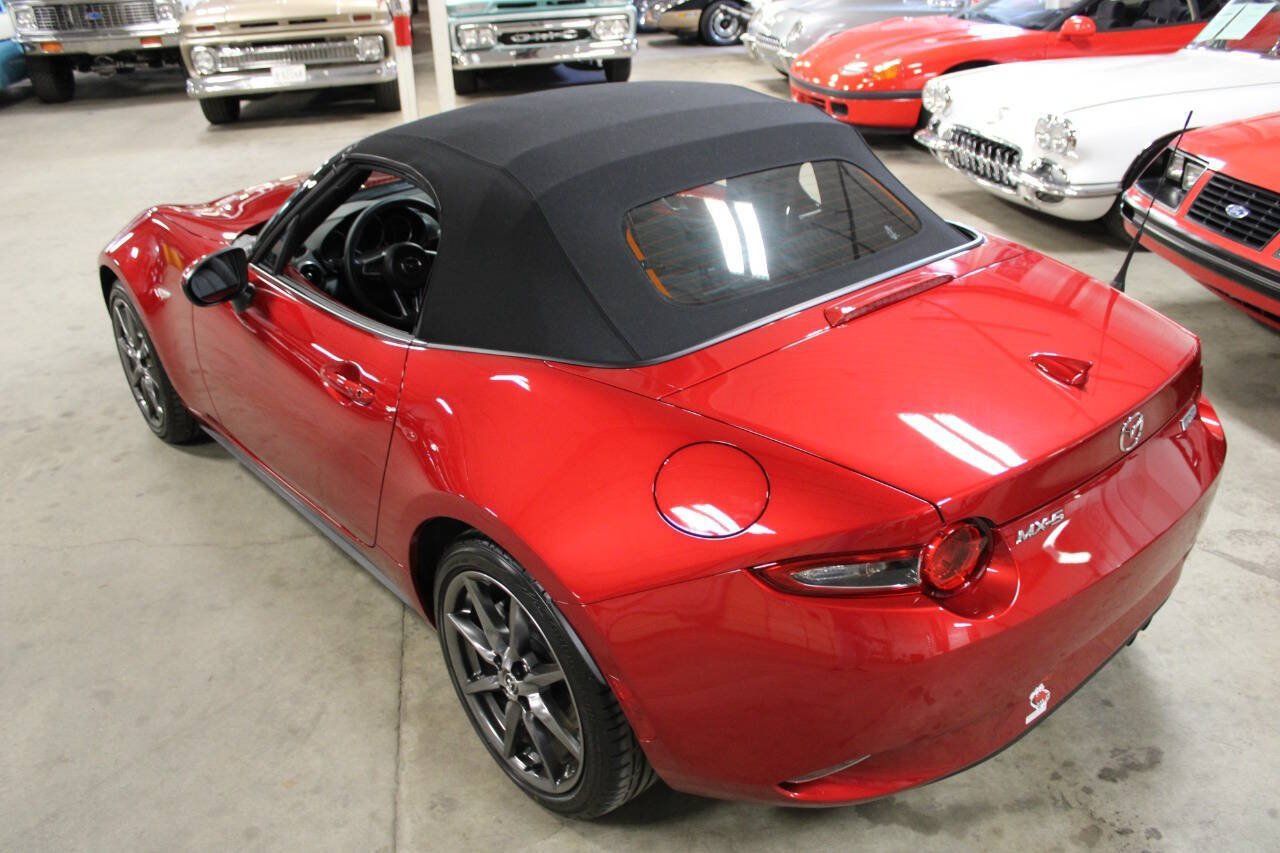 Used 2016 MAZDA MX-5 Miata Grand Touring RWD image 15