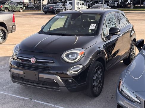Used 2019 FIAT 500X Trekking Plus w/ Premium Group image 8