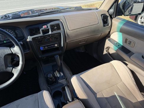 Used 2002 Toyota 4Runner SR5 image 18