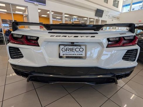 Used 2023 Chevrolet Corvette Stingray Premium Conv w/ Z51 Performance Package image 11
