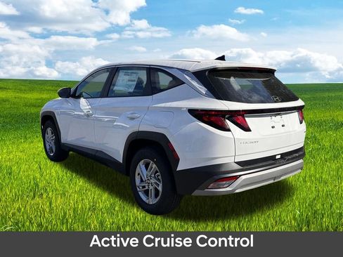 New 2026 Hyundai Tucson SE AWD/4WD image 4