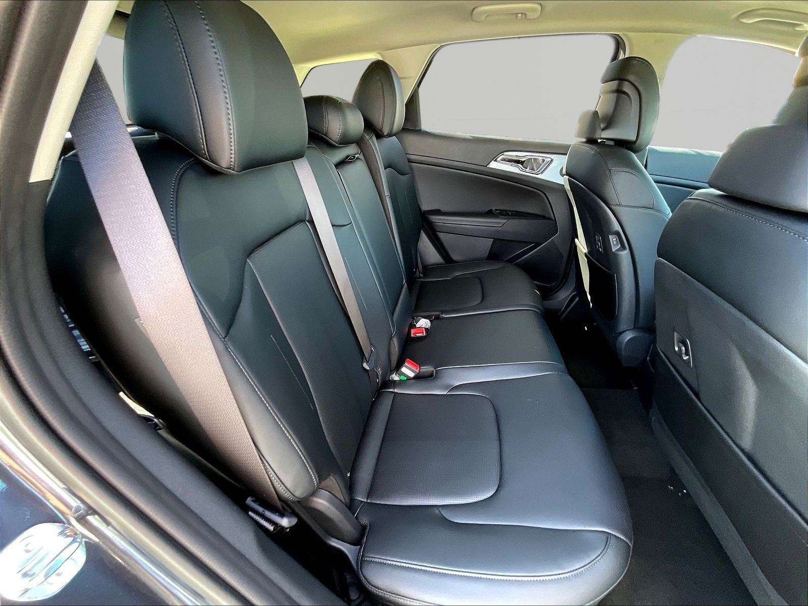New 2027 Kia Sportage SX FWD image 19