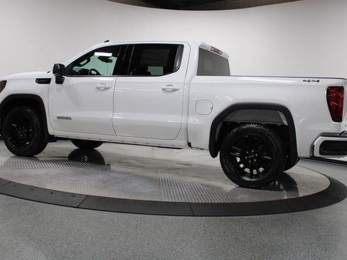 New 2026 GMC Sierra 1500 Elevation image 8