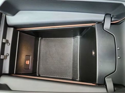 Used 2026 BMW X5 sDrive40i RWD image 51