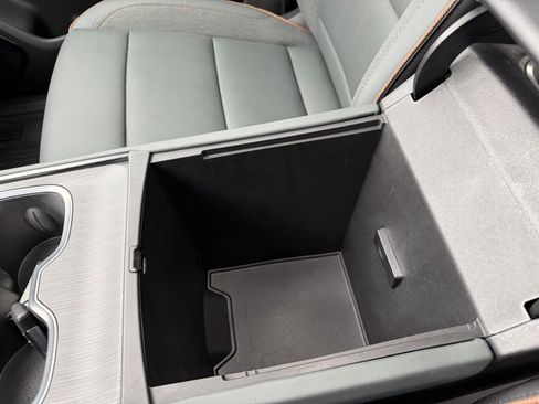 Certified 2024 GMC Acadia AT4 w/ Luxury Package image 34