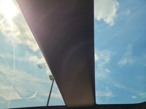 Used 2026 Land Rover Range Rover Evoque S image 26