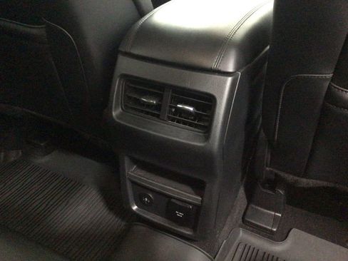 Used 2022 Ford Edge SEL w/ Convenience Package image 27