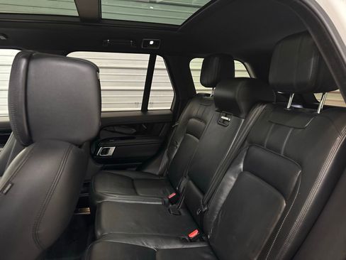 Used 2018 Land Rover Range Rover image 24