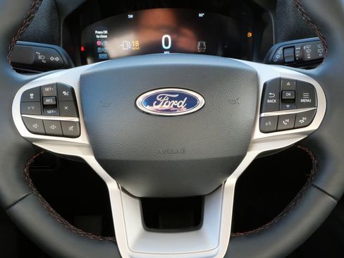 New 2026 Ford Explorer Active w/ Active Comfort Package RWD image 19