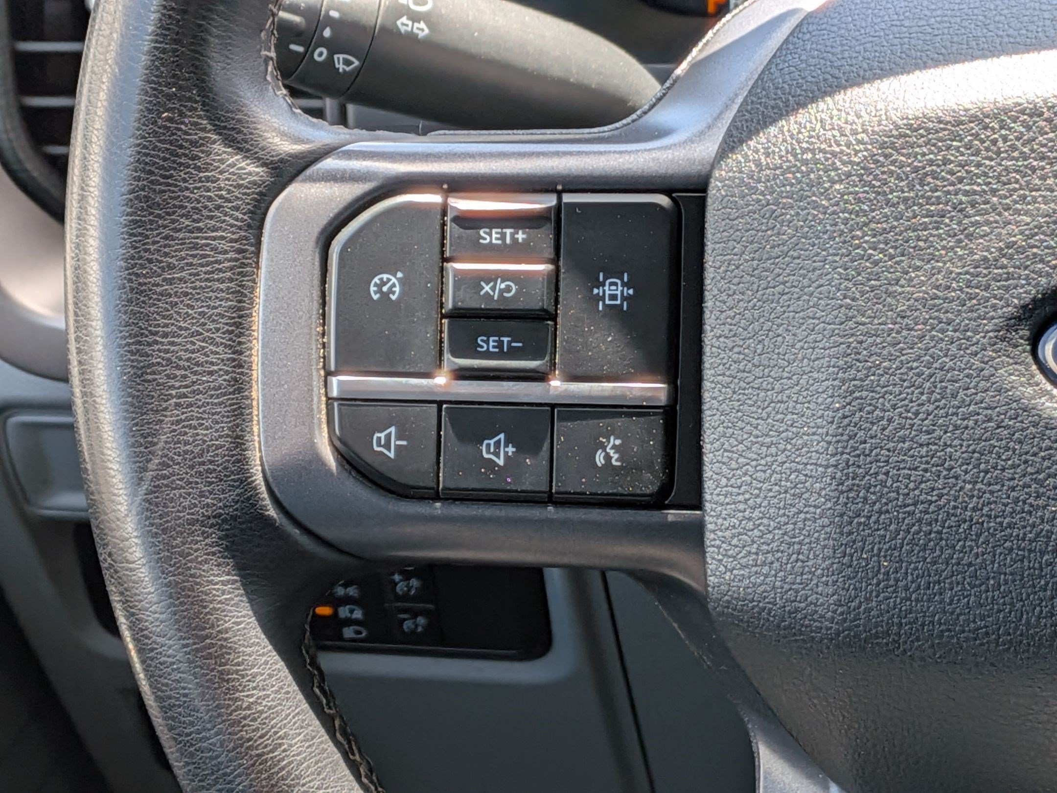 Used 2024 Ford F150 XLT AWD/4WD image 18