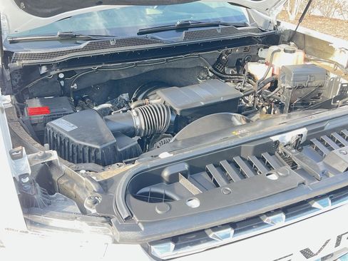 Used 2021 Chevrolet Silverado 2500 LTZ w/ Z71 Chrome Sport Edition image 27