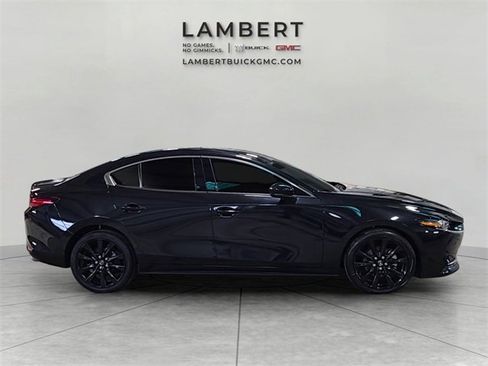 Used 2022 MAZDA MAZDA3 s image 5