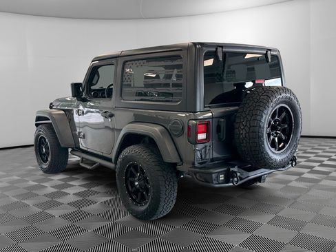 Used 2022 Jeep Wrangler Sport AWD/4WD image 6